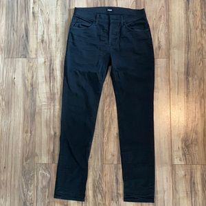 Black Hudson button front skinny jeans size 33/32